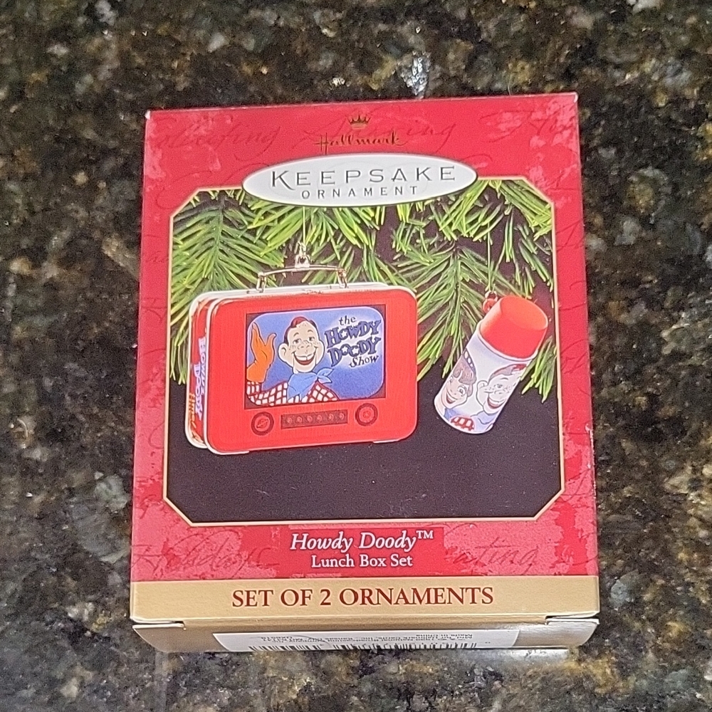 NIB Hallmark Keepsake Ornament Howdy Doody Lunch Box Ornament Set